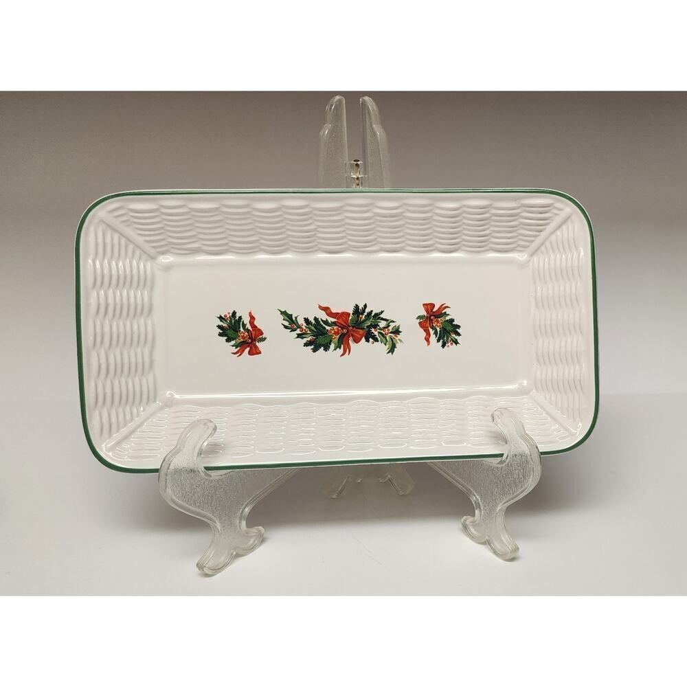 Pfaltzgraff Christmas Heritage Wicker Tray Bread/Cracker Serving Plate